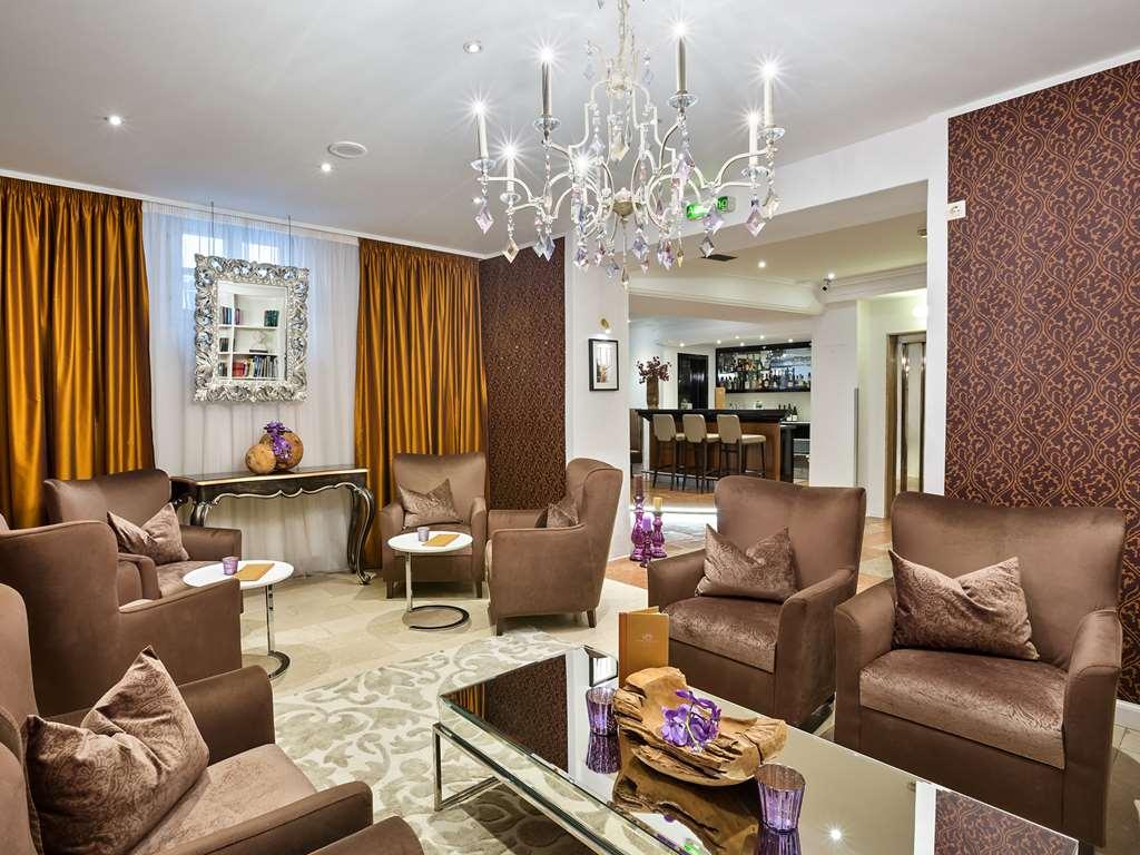 Radisson Blu Hotel Altstadt, Salzburg Interior photo